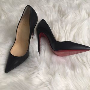NEW Christian Louboutins So Kate Pumps